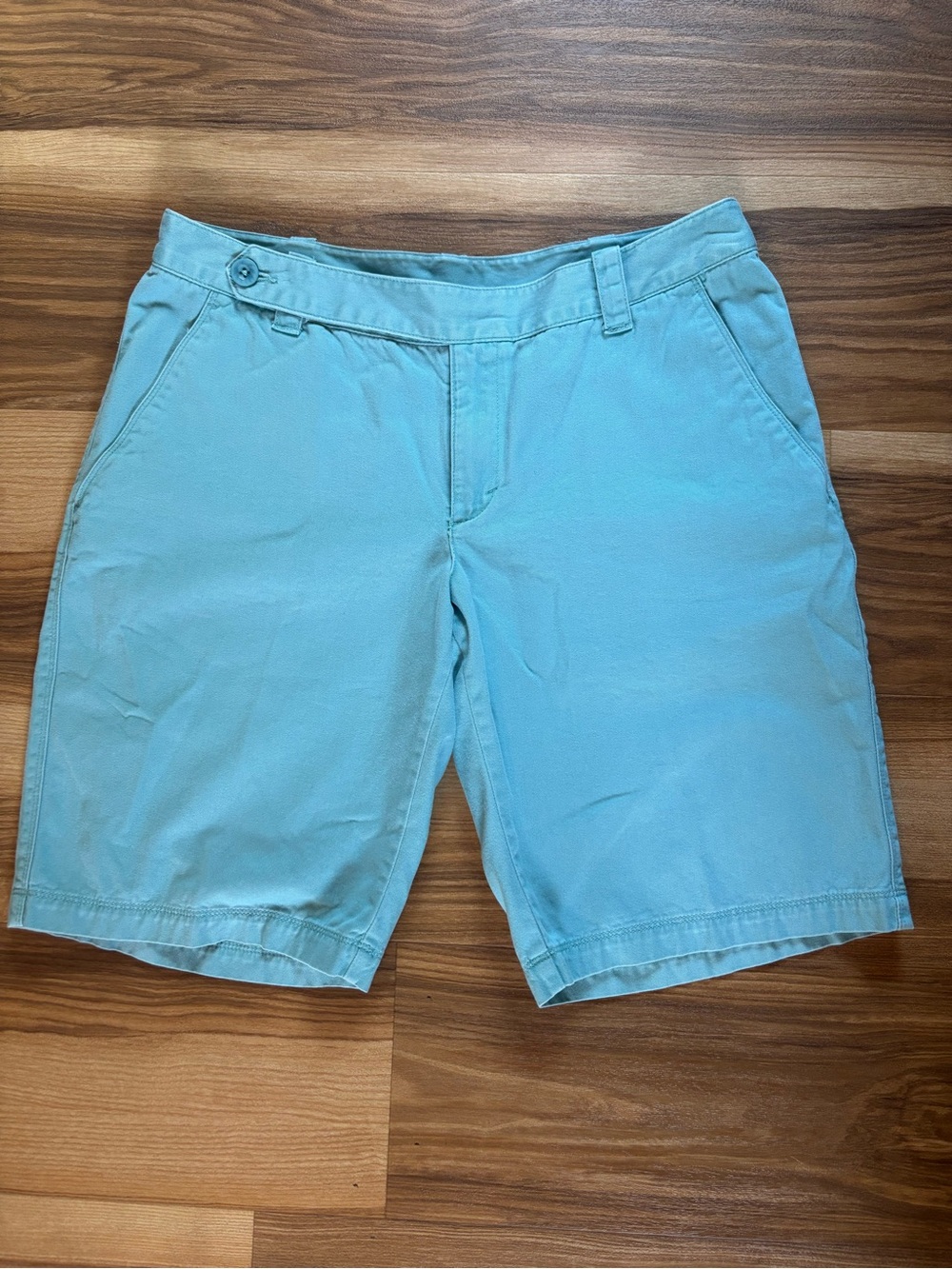 The North Face Women’s Blue Flat-Front Bermuda Chino Cargo Shorts 12 Casual